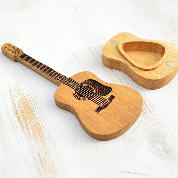 🎁Wooden Acoustic Guitar Pick Box🎸