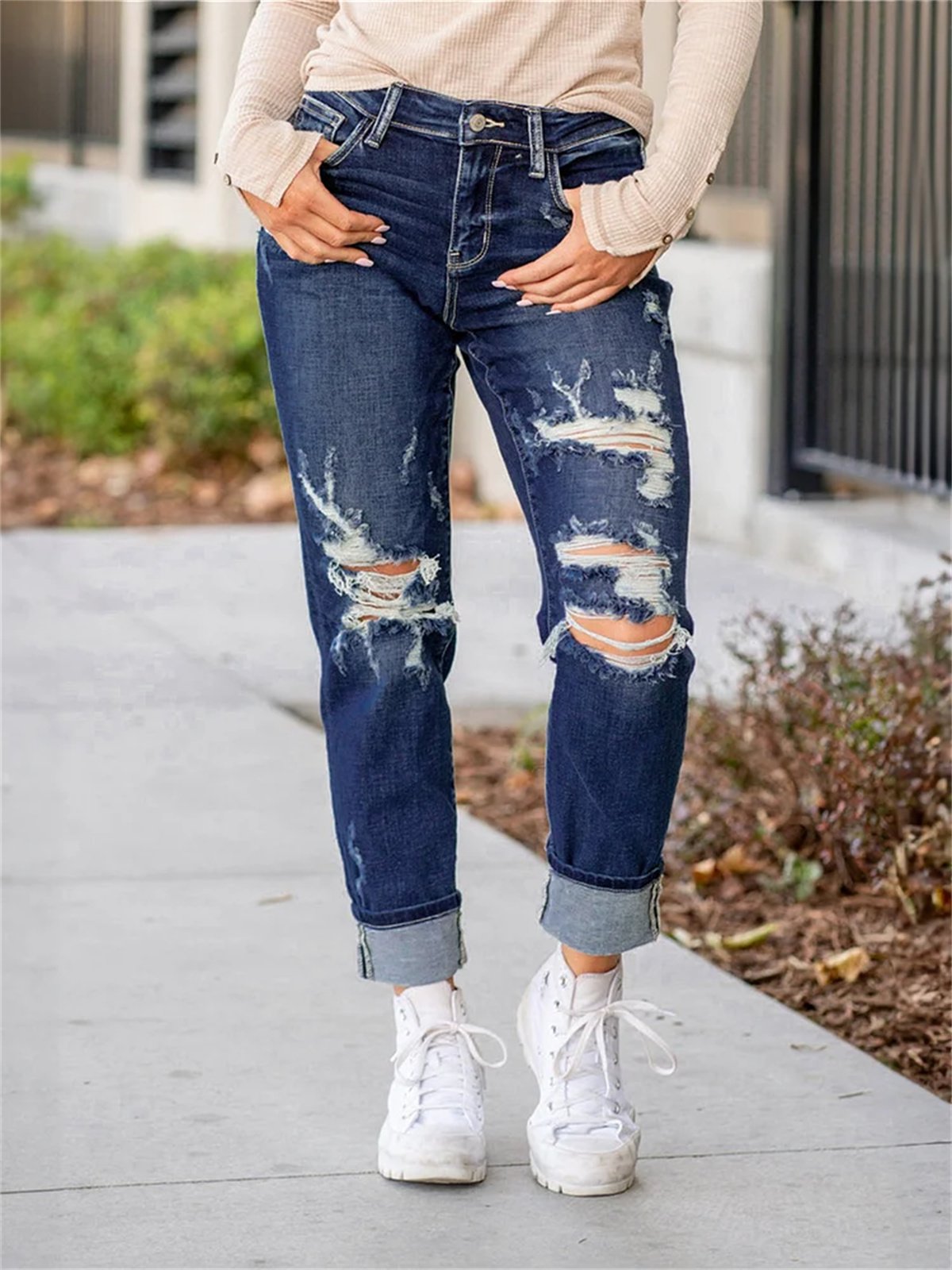 🔥Tummy Control Distressed Cuffed Boyfriend Jeans