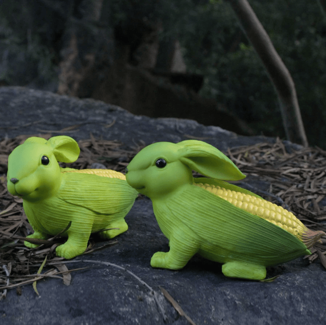 🔥 Cute Rabbit Sculpture Creative 2-in-1 Corn Rabbit Ornaments