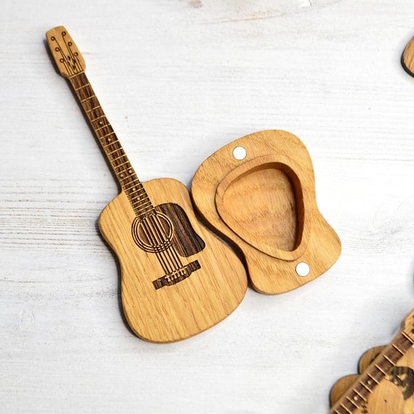 🎁Wooden Acoustic Guitar Pick Box🎸