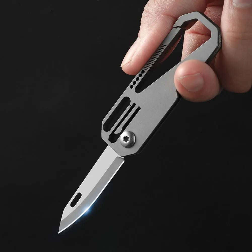 🔥Mini Titanium Alloy Portable EDC Keychain Folding Pocket Knife