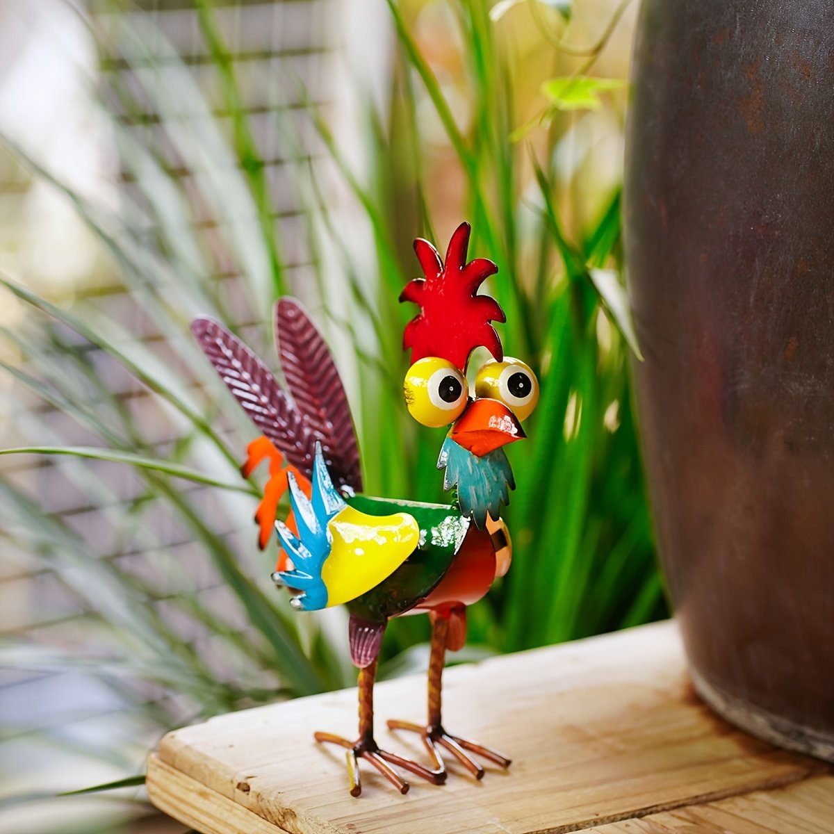 Funny garden rooster statue