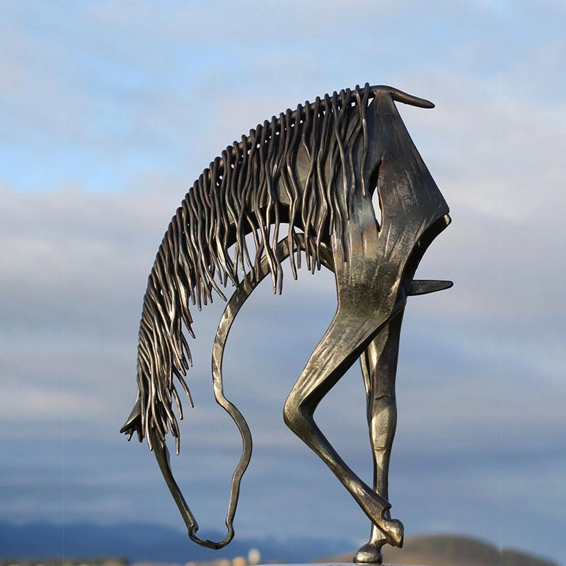 Kiss Horse Sculpture