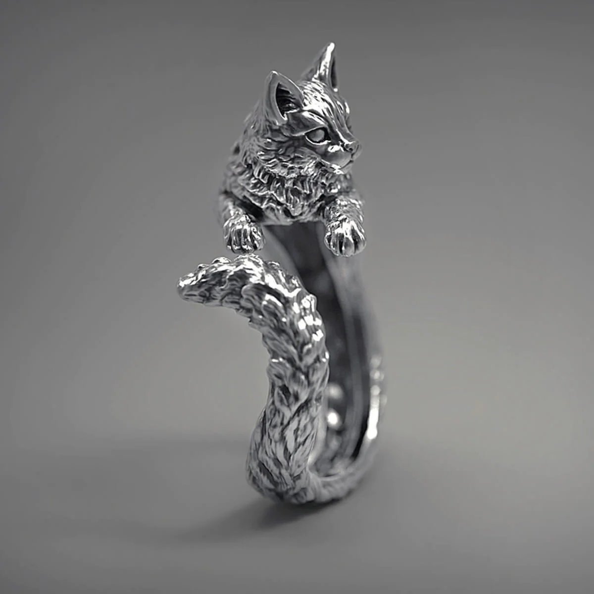 ADJUSTABLE HUGGING FELINE RING