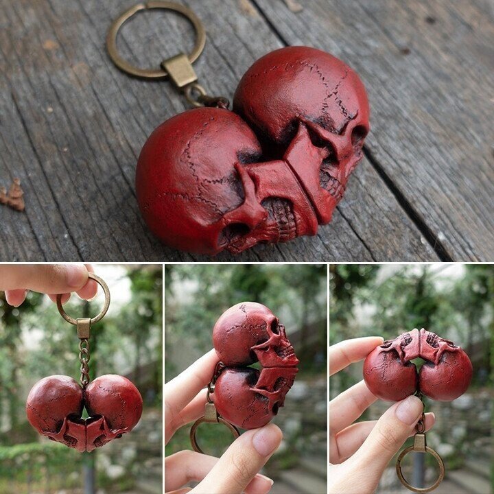 💕Unswerving till death-☠️Anatomical Skull Red Heart  Pendant Keychain☠️