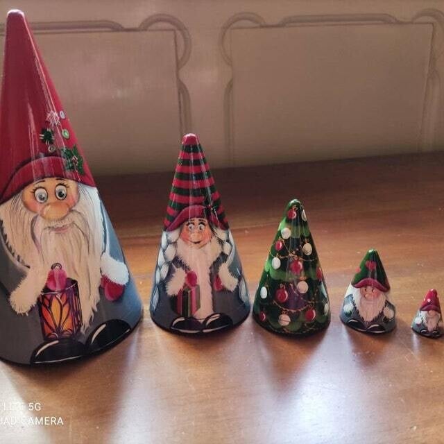 🎅Handmade Scandinavian  Gnome Wooden Nesting Dolls (5 pcs)